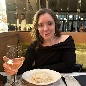 Meet your Posher, Meredith